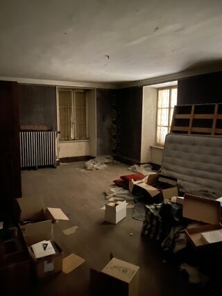  Maison à vendre 15 + pièces 320 m²