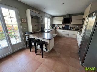  Maison � vendre 8 pi�ces 190 m�