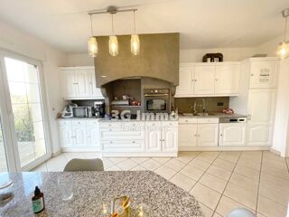  Maison  vendre 6 pices 180 m