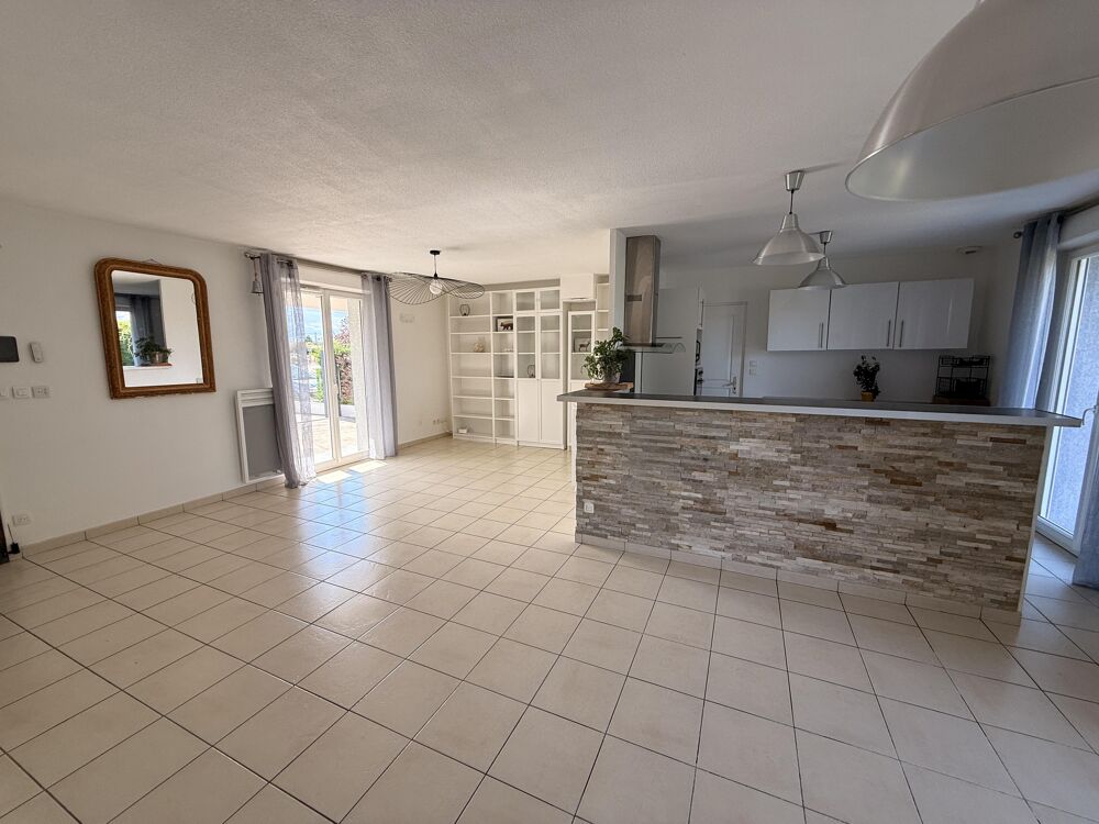 Vente Maison Maison de plain-pied 4 pièces La tour-du-crieu