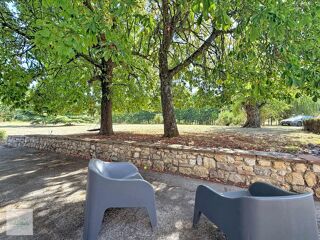  Maison à vendre 243 m²