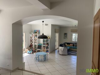  Maison � louer 6 pi�ces 200 m�