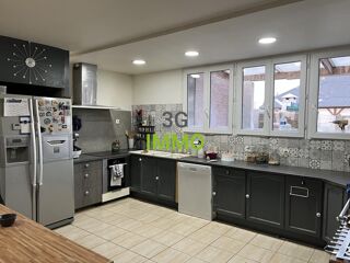  Maison à vendre 8 pièces 223 m²