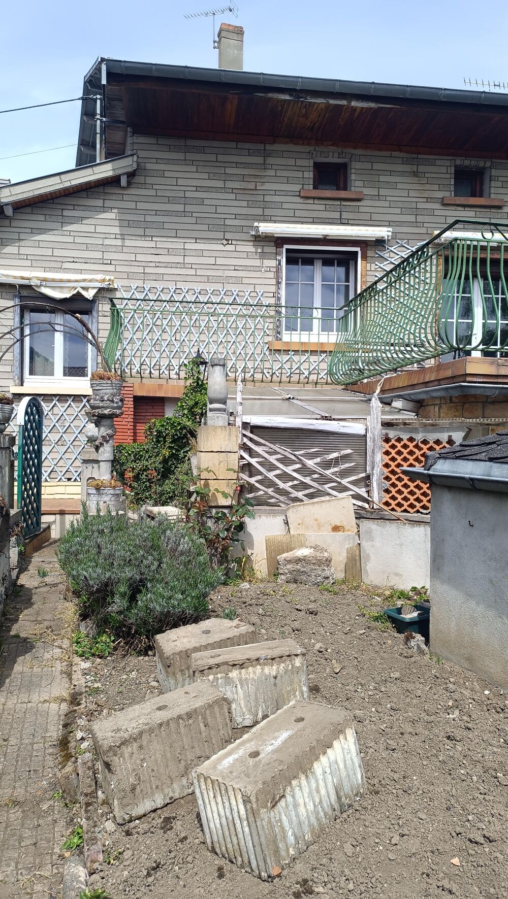 Maison 142 m² · à Ceyrat · 142 m² · 218 000 €