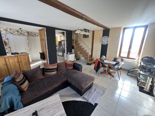  Maison  vendre 4 pices 
