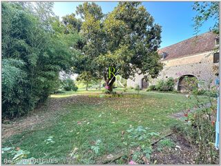  Maison  vendre 11 pices 