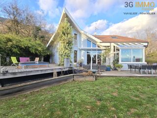  Maison  vendre 6 pices 230 m