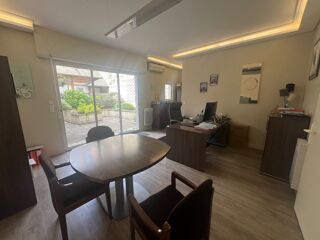  Immeuble � vendre 8 pi�ces 165 m�