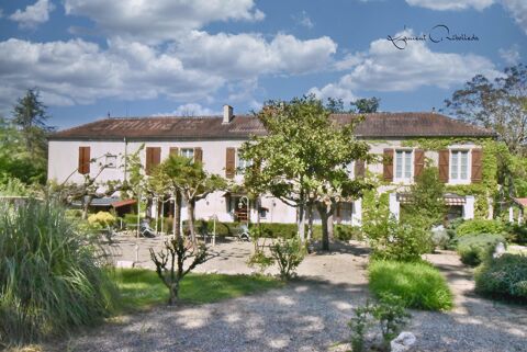   Maison ancienne 14 pi�ces Maison - 14 pi�ce(s) - 427 m�