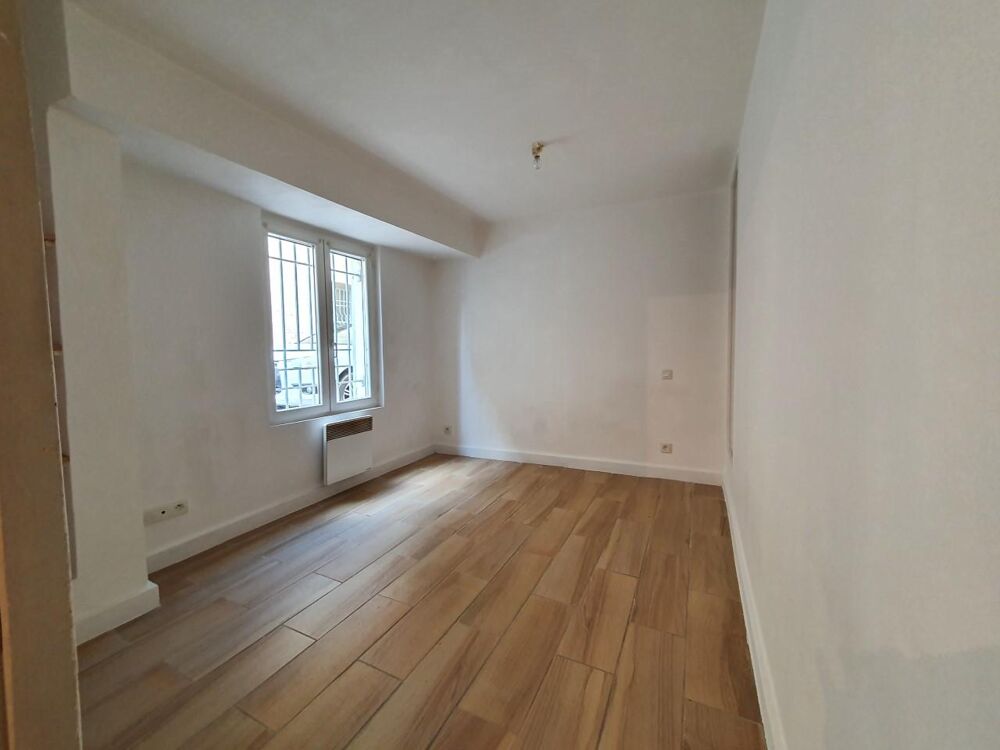 Location Appartement Appartement 2 pièces La tour-d'aigues