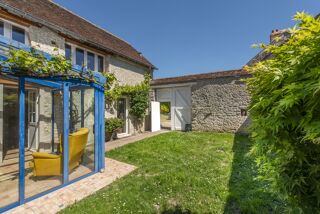  Maison  vendre 8 pices 289 m