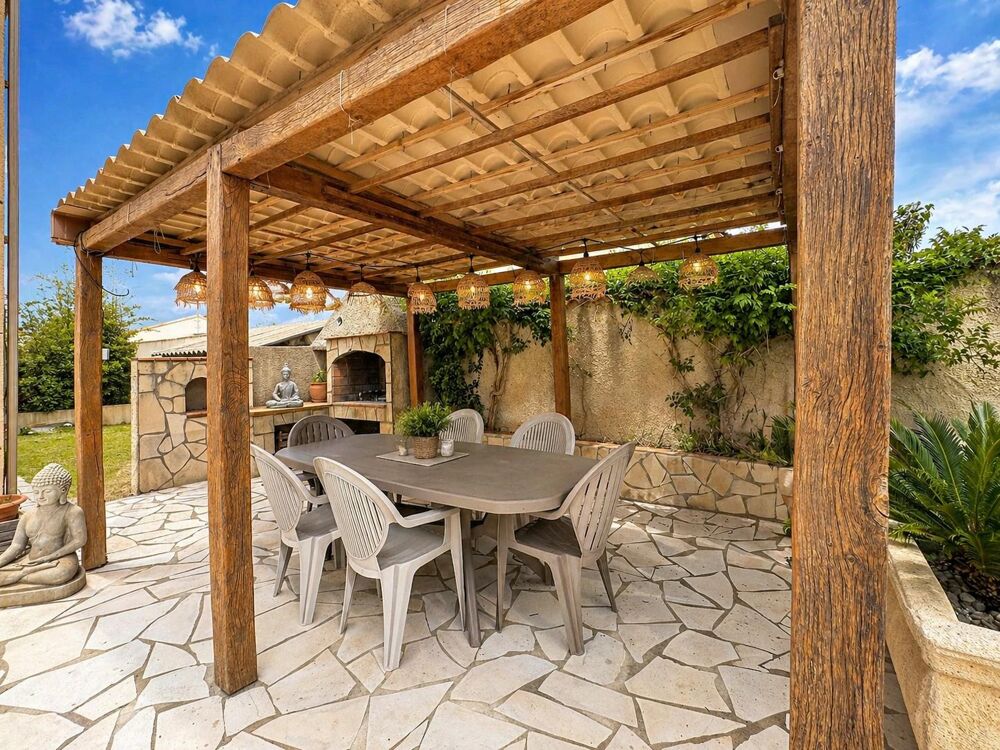 Vente Maison Maison 10 pièces Vias