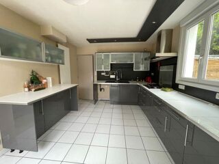  Maison � vendre 8 pi�ces 160 m�