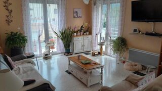  Immeuble � vendre 230 m� Lacaune