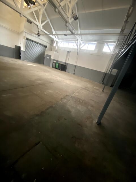 Vente murs pro  &agrave; Corbeil-essonnes 780000 91100 Corbeil-essonnes