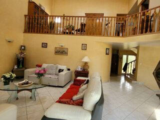  Maison � vendre 8 pi�ces 250 m�