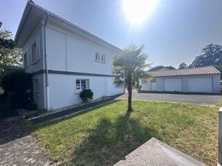  Maison � vendre 7 pi�ces 240 m�