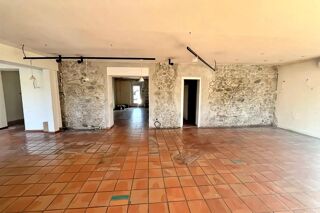  Immeuble � vendre 310 m�