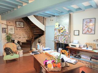  Maison  vendre 8 pices 