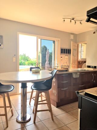  Maison � vendre 9 pi�ces 204 m�