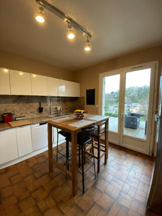  Maison à vendre 11 pièces 240 m²