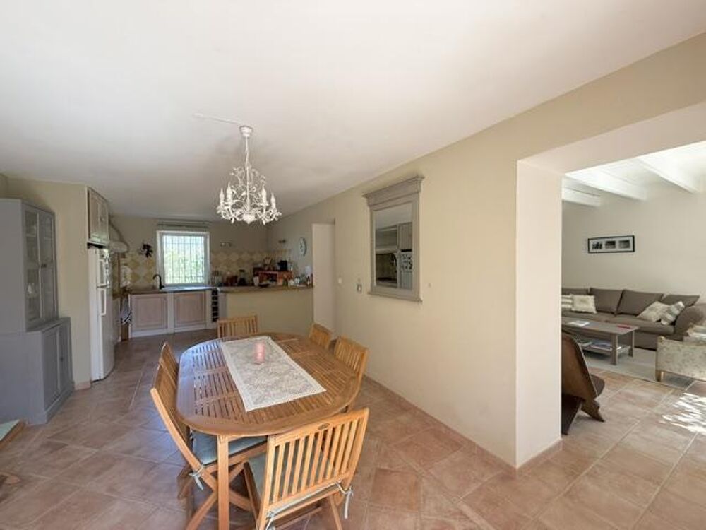 à vendre  Maison Lagnes (84800)