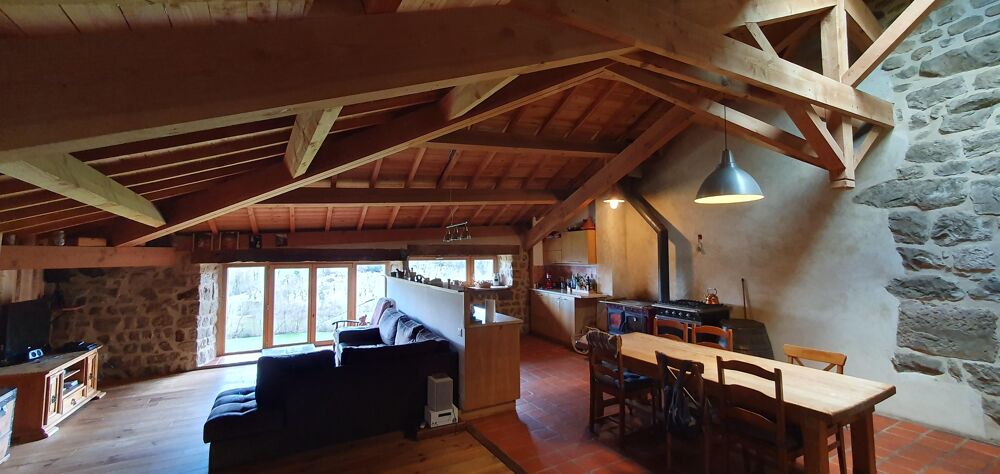 � vendre  Maison Silhac (07240)