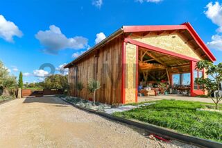  Maison  vendre 9 pices 520 m