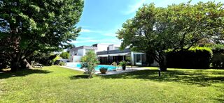  Maison à vendre 10 pièces 323 m²