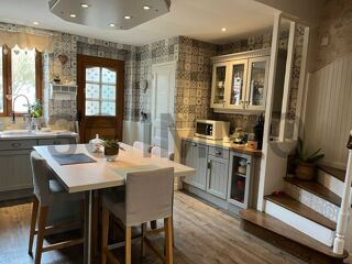  Maison  vendre 7 pices 