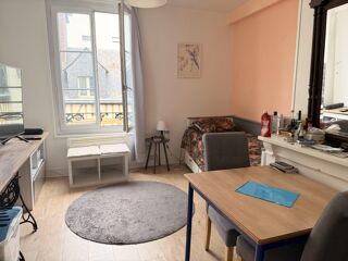  Immeuble à vendre 6 pièces 133 m²