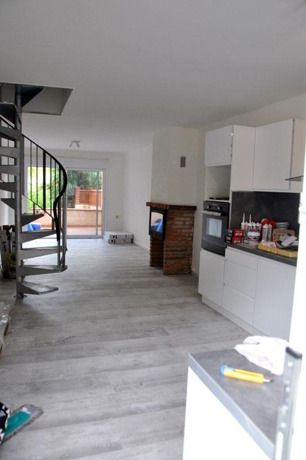 Vente Maison Maison 3 pièces Ayguesvives