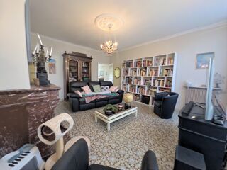  Maison � vendre 9 pi�ces 272 m�