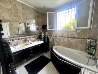  Maison � vendre 5 pi�ces 160 m�