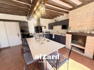  Maison à vendre 9 pièces 266 m²