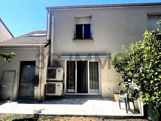  Maison  vendre 4 pices 