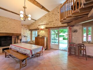  Maison � vendre 15 + pi�ces 554 m�