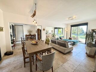  Maison à vendre 8 pièces 200 m²