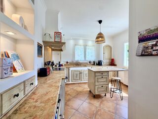  Maison à vendre 7 pièces 194 m²