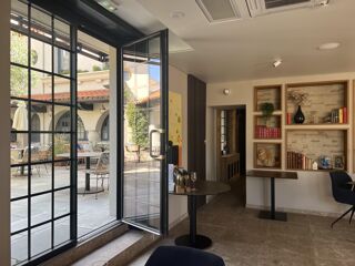  Immeuble à vendre 15 + pièces  Renaison