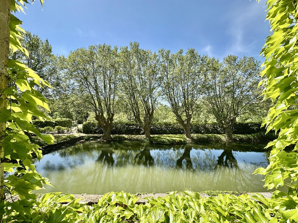 à vendre  Appartement Uzès (30700)