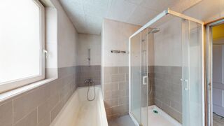  Maison  vendre 7 pices 214 m