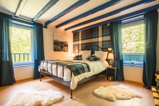  Maison  vendre 12 pices 