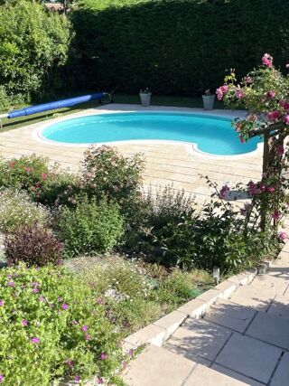  Maison � vendre 7 pi�ces  Chevillon-sur-huillard