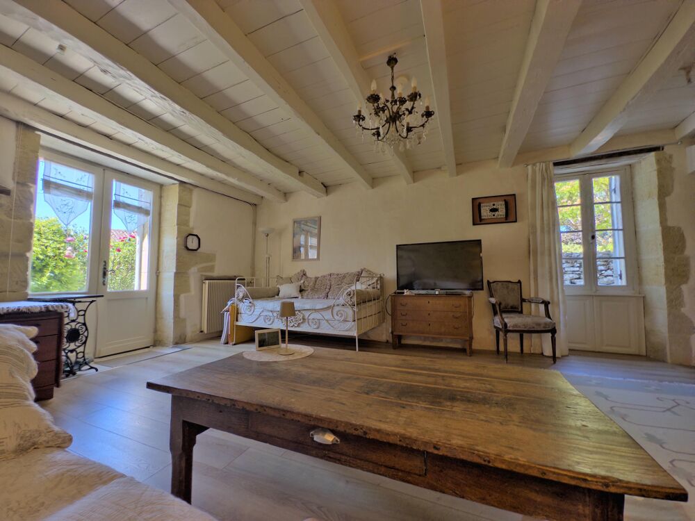 Vente Maison Maison en pierre 8 pièces Romagne