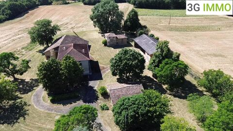   Corps de ferme 7 pi�ces Maison - 7 pi�ce(s) - 220 m�