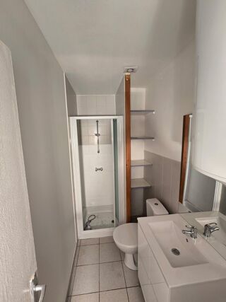  Immeuble � vendre 11 pi�ces 230 m�