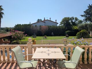  Maison à vendre 10 pièces 270 m²