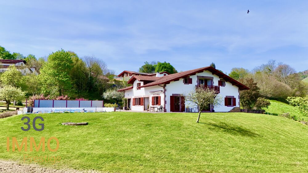 Vente Maison Maison avec dépendance 11 pièces Saint-jean-pied-de-port