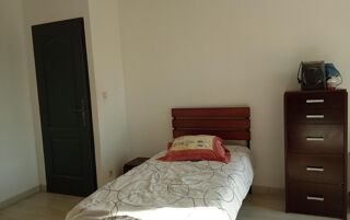  Appartement à louer 3 pièces 94 m²